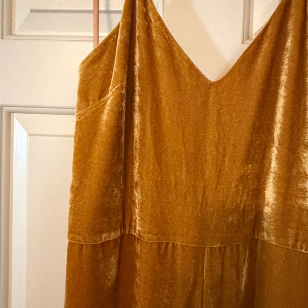 Elegant Velvet Jumpsuit in Gold